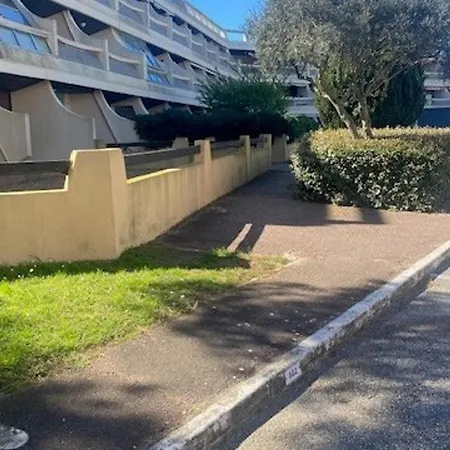 Avec Clim Et Parking, Vue - Fr-1-874-67 Le Grau-du-Roi